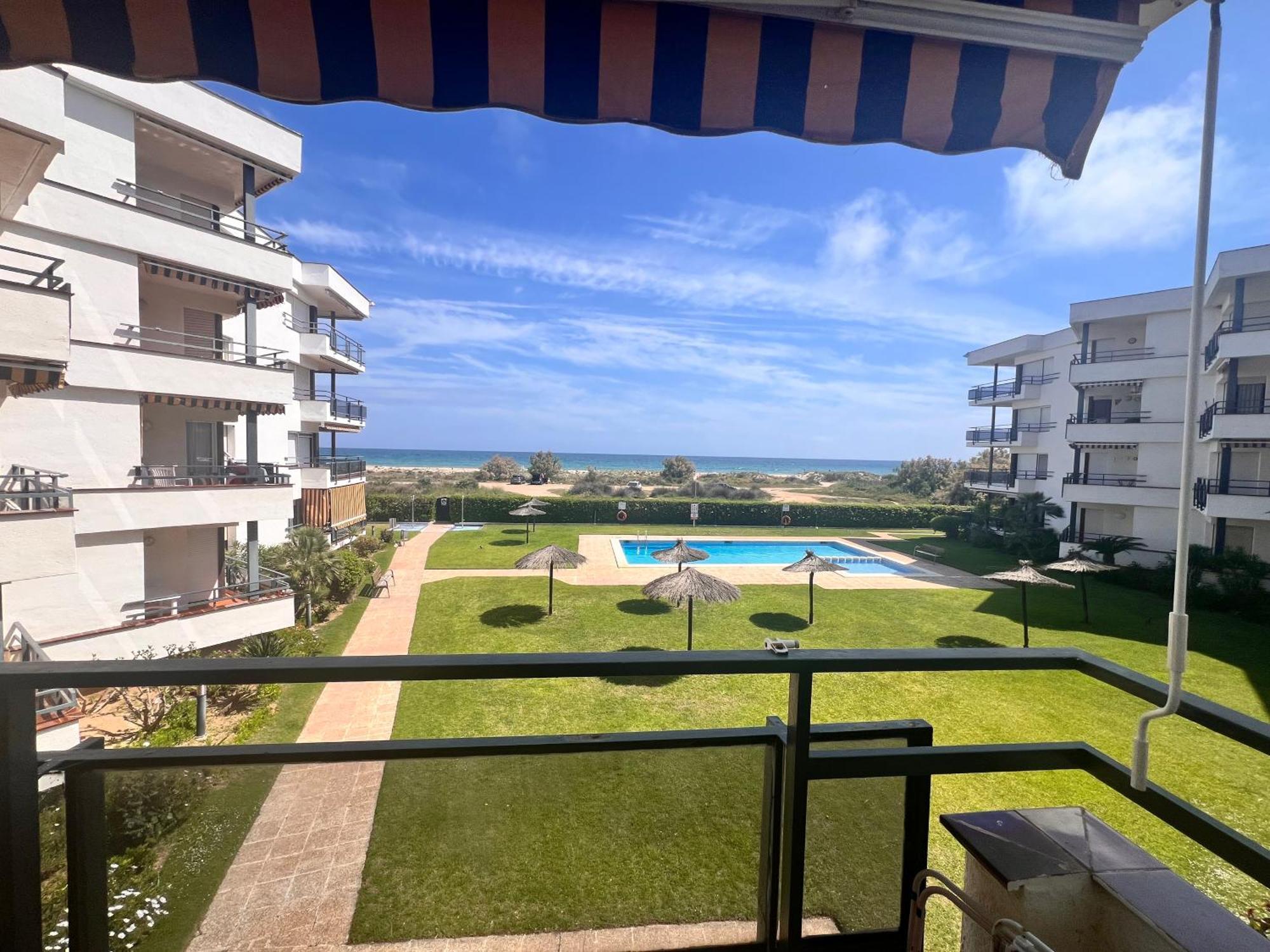 Apartamento Completo Frente Al Mar Creixell Exteriör bild